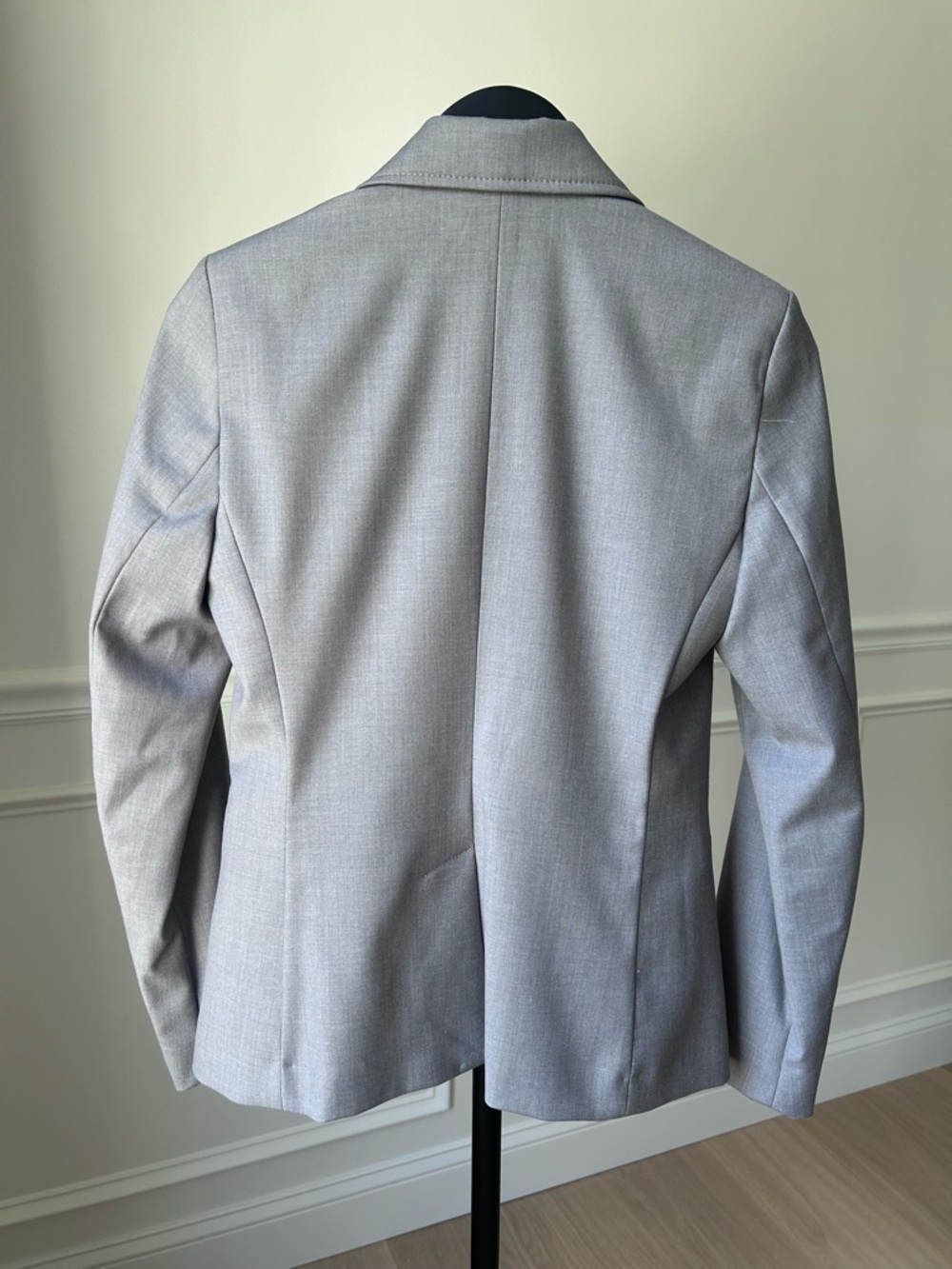 MANGO Light Gray Single-Button Tailored Blazer - Picture 2 of 7